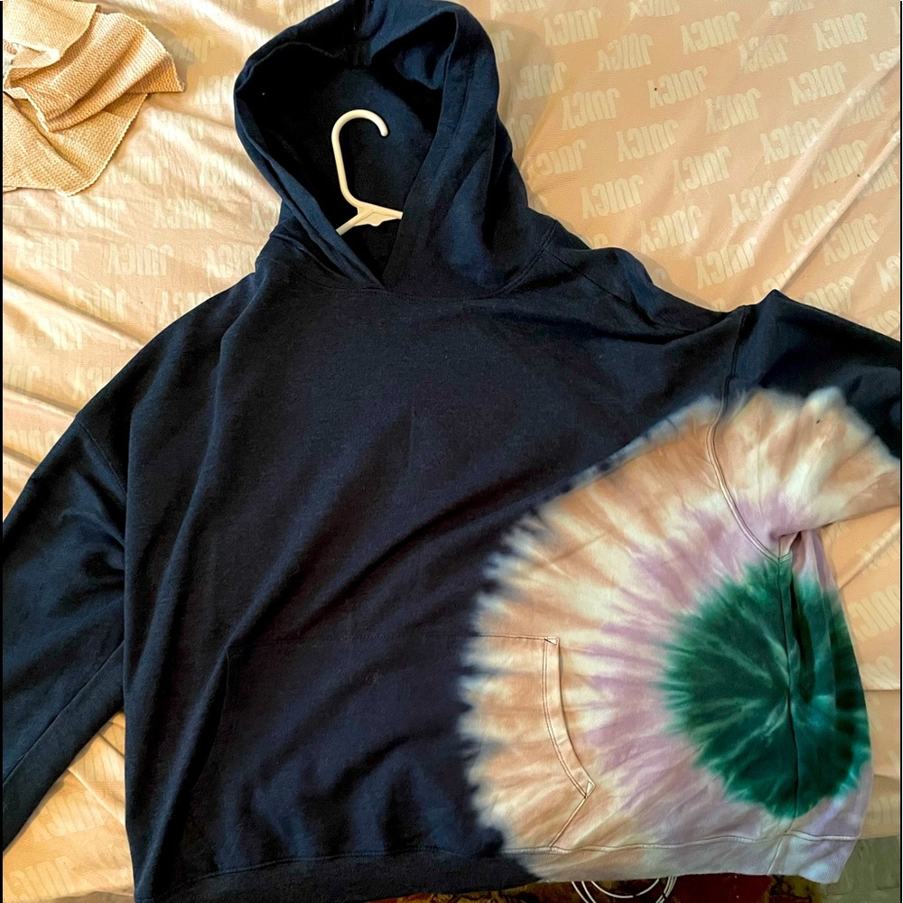 Tie dye sweat shirt